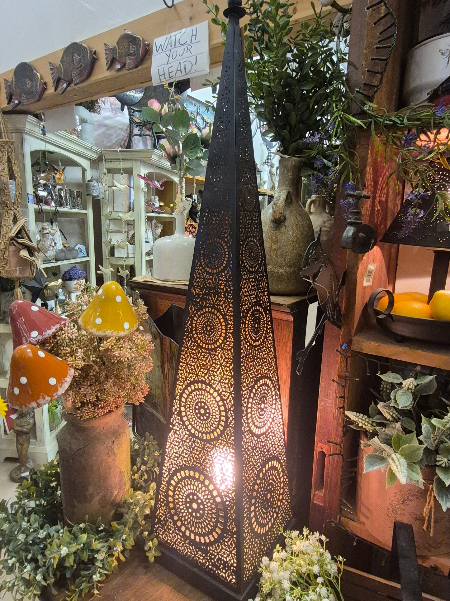 trikion indian floor lantern black and gold
