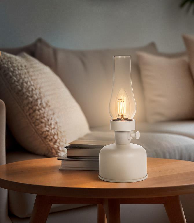 Lantern LED Lamp with Chimney