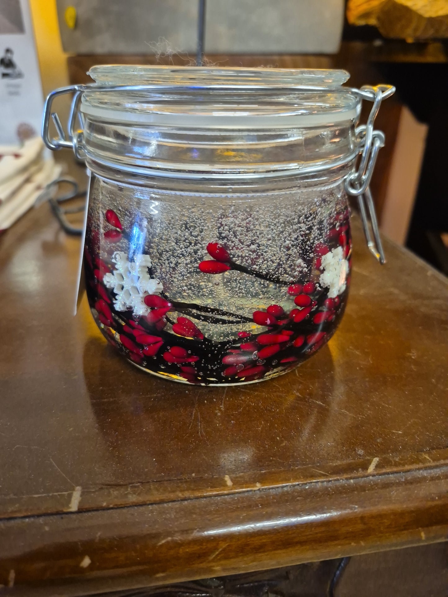 Gelmania Holiday Wreath