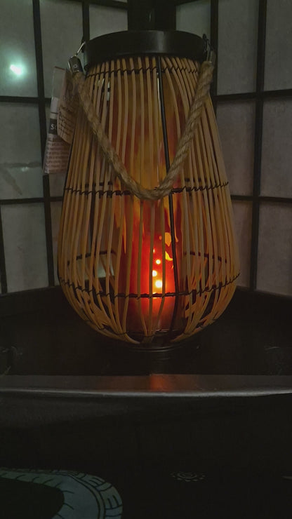 LED Wicker Solar Lantern Pear